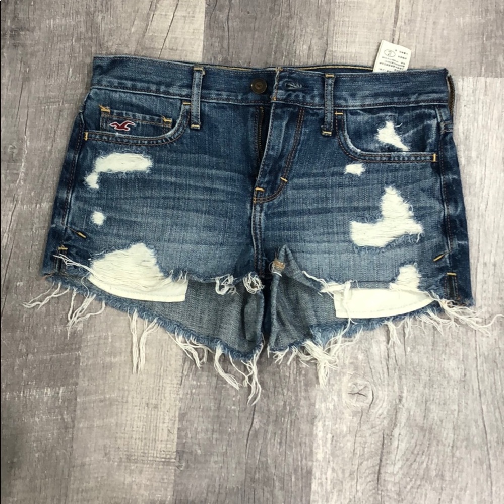 Hollister short